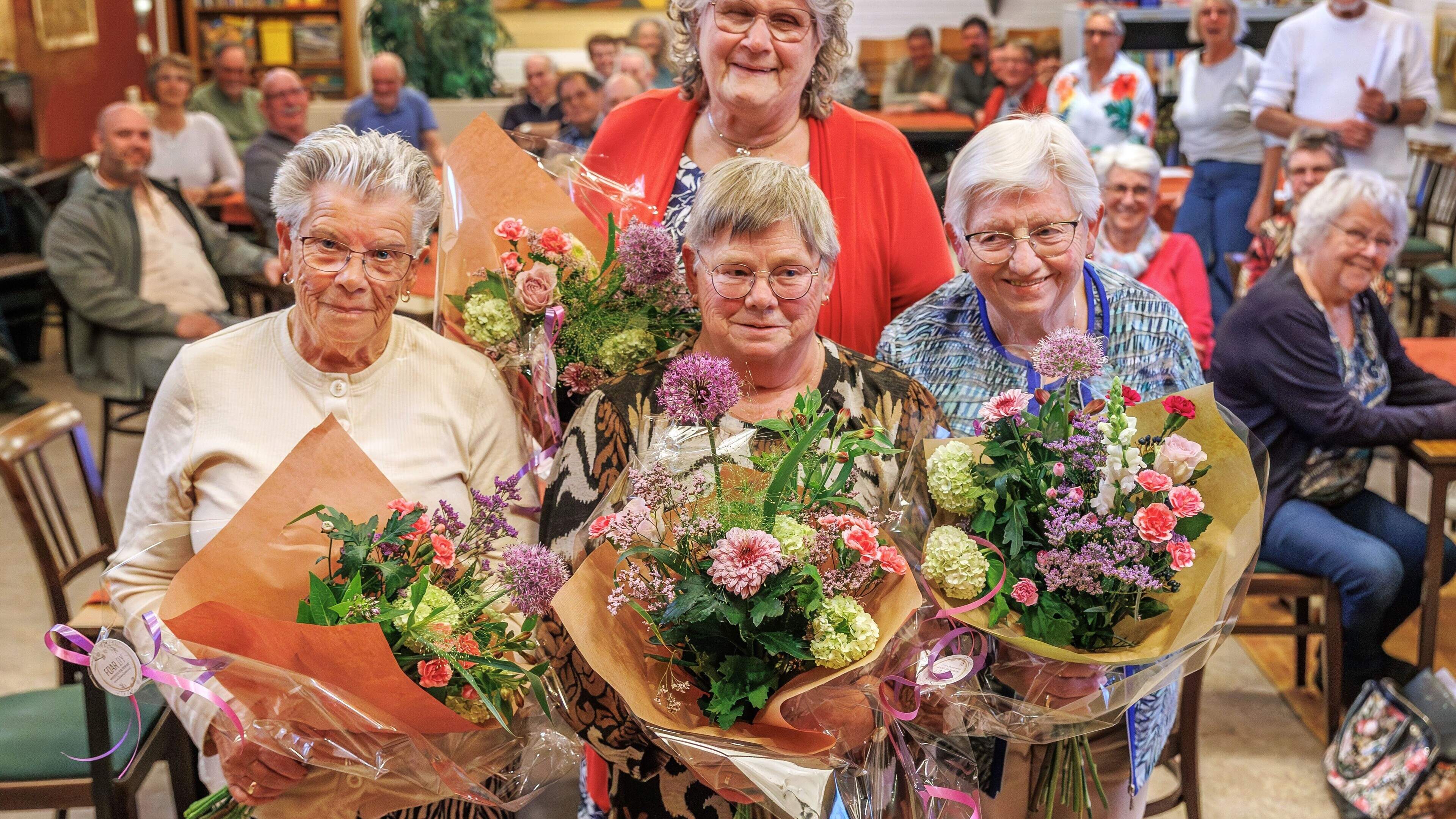 Martha Stoker zingt al 65 jaar in een koor: ‘Ik haw der altyd in soad stipe oan hân’